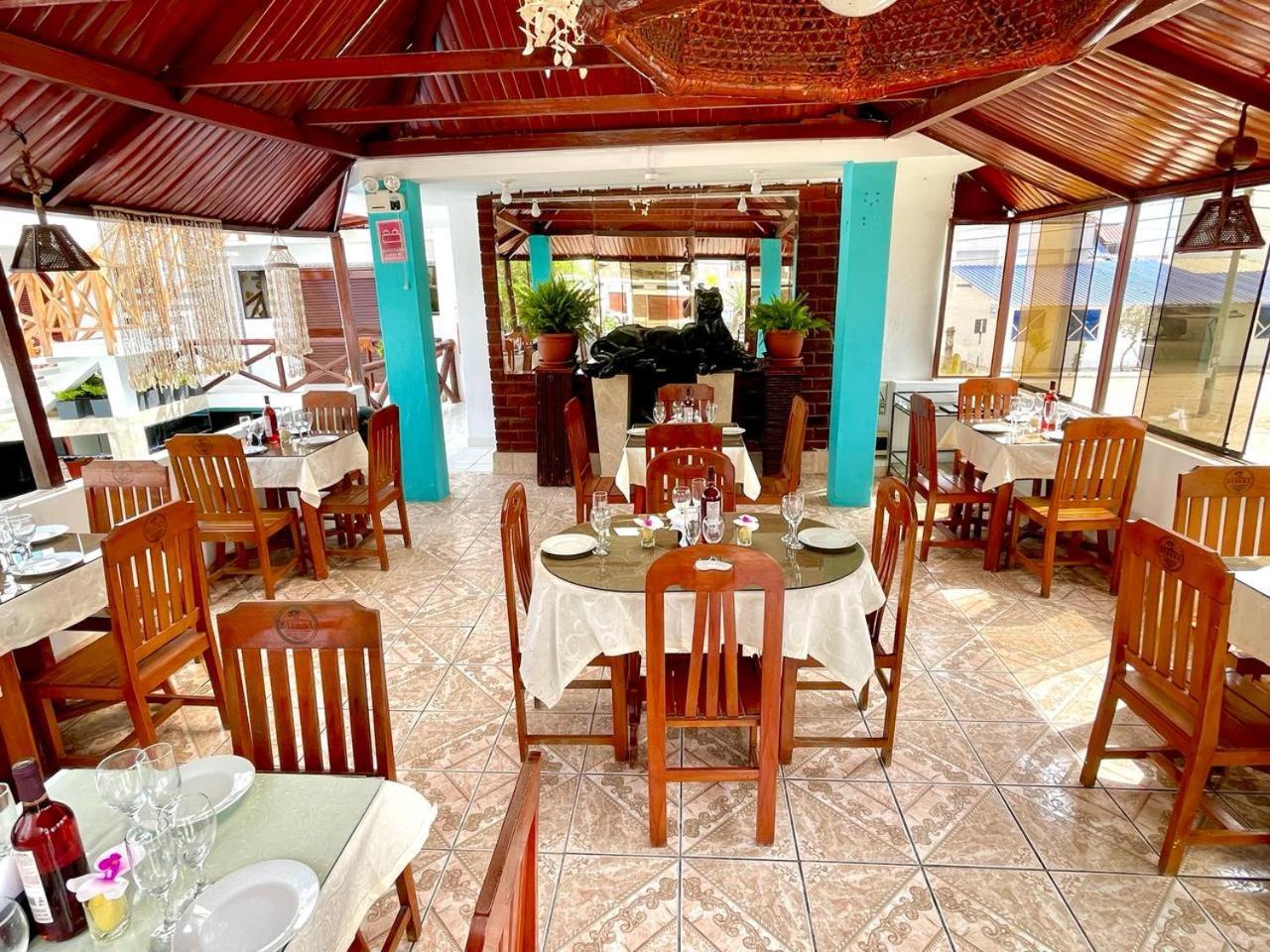 Hostal Ocean Pacifico Punta Negra Exterior photo